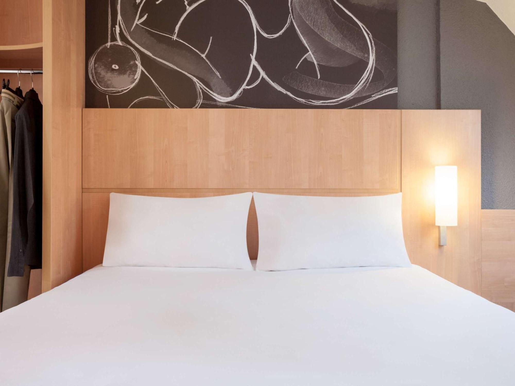 ibis Maine Montparnasse Hotel Paris Bagian luar foto