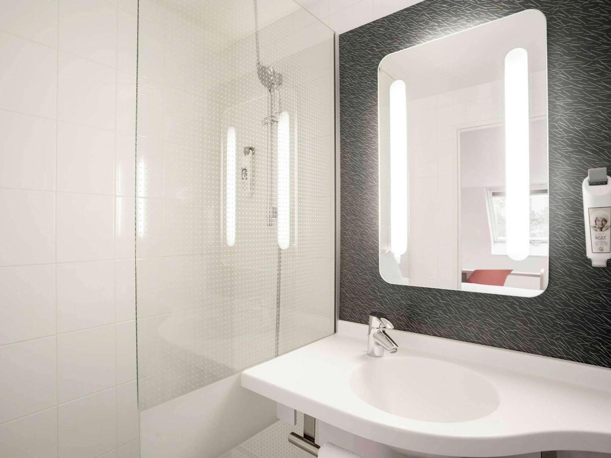 ibis Maine Montparnasse Hotel Paris Bagian luar foto