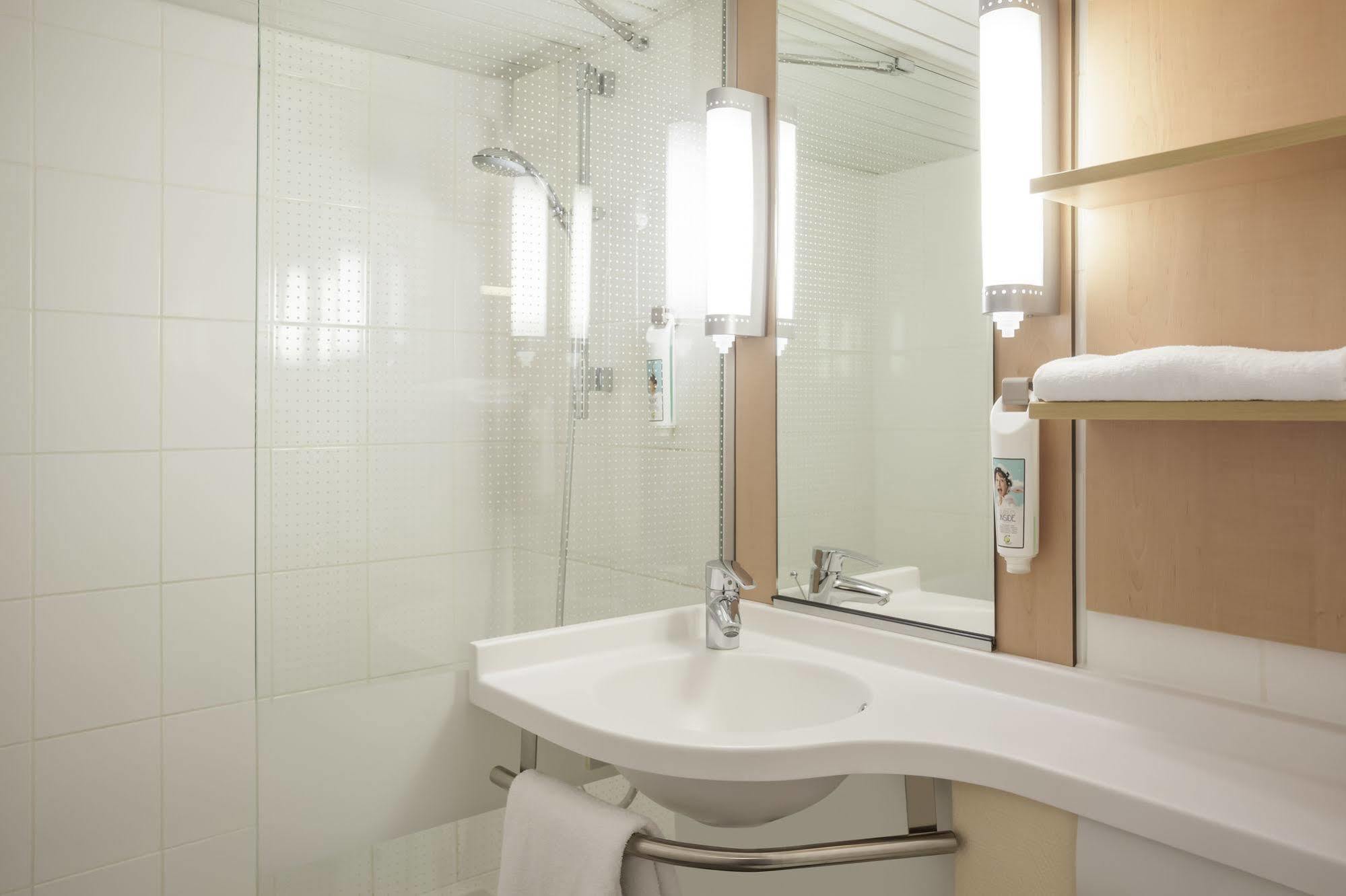 ibis Maine Montparnasse Hotel Paris Bagian luar foto